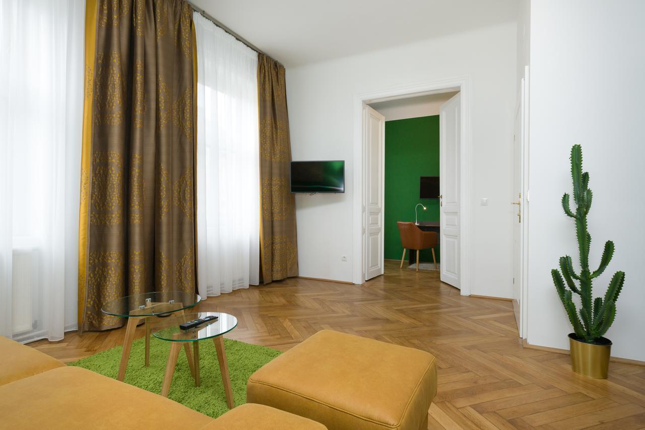 Apartament Castellez 1020